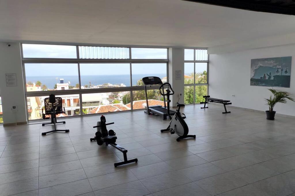Dos Habitaciones & Prkn & Piscina Climatizada & Jardin - Casa Winslo プエルト・デ・ラ・クルス エクステリア 写真